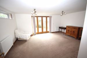 Sitting room- click for photo gallery